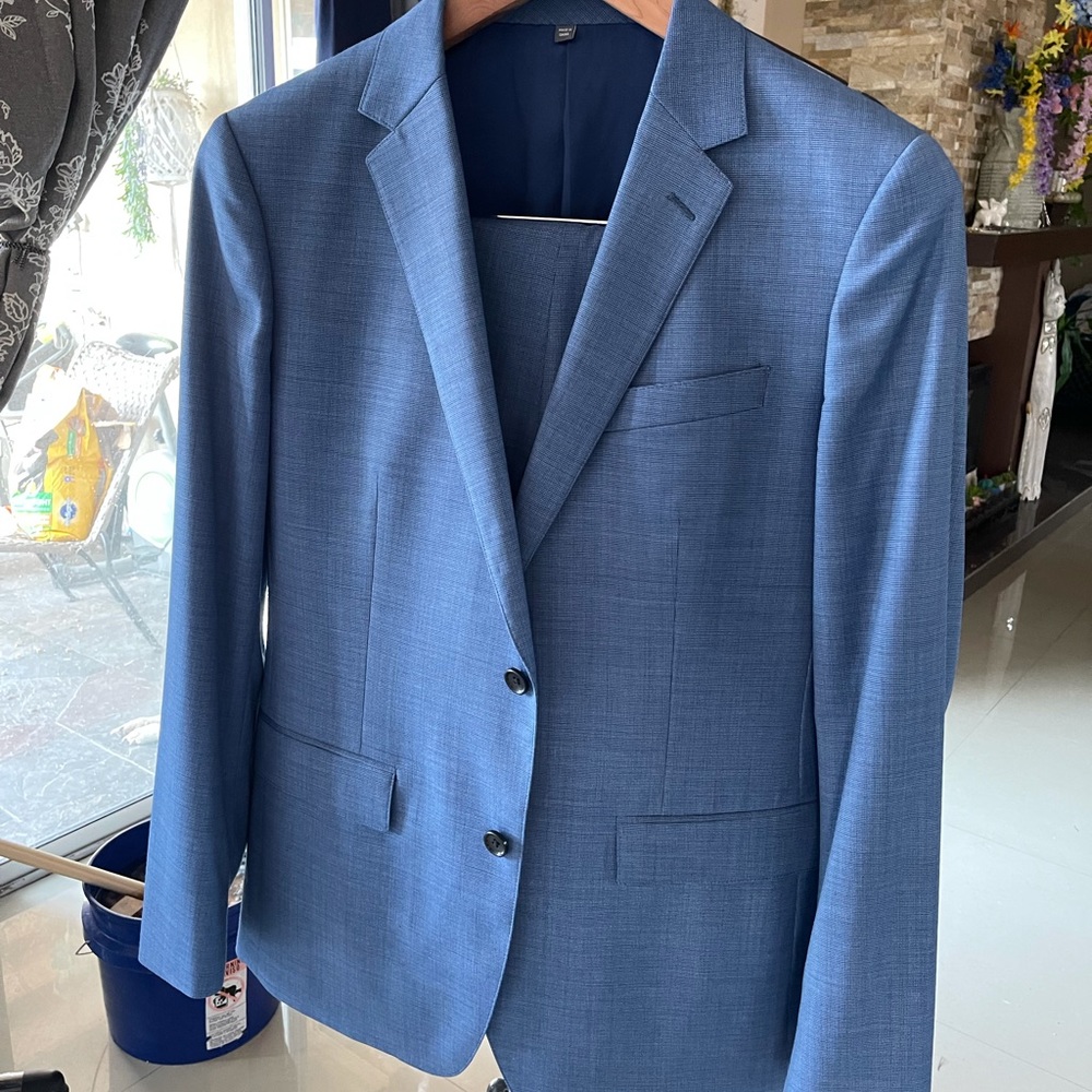 Bonobos brighter blue suit